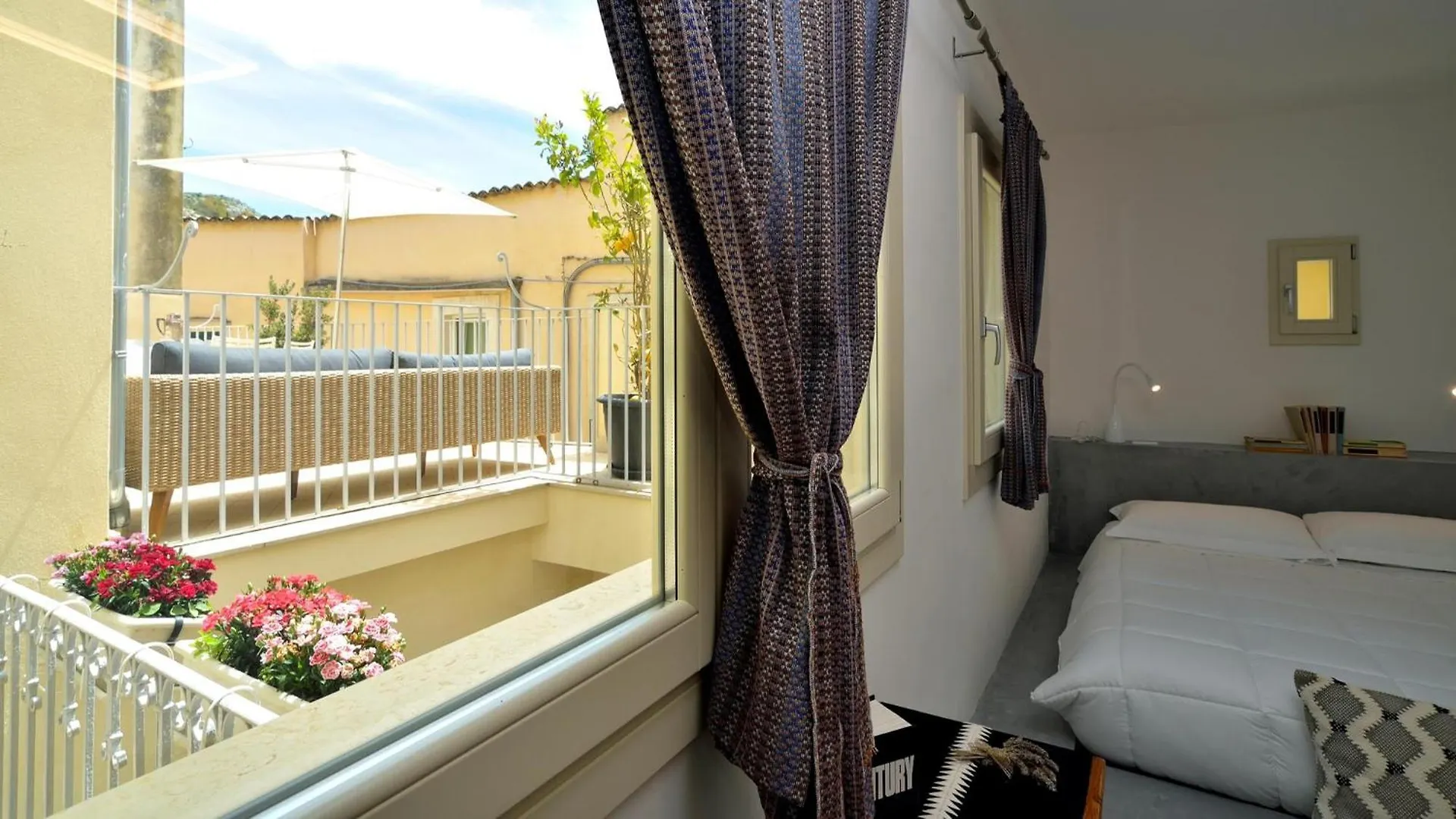 Domus Sbircio Modica Apartment