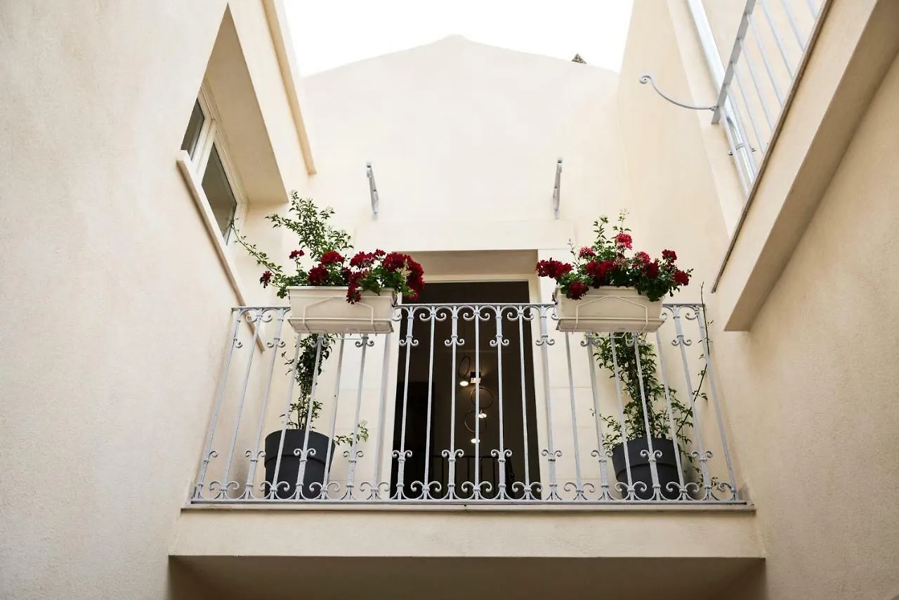 Domus Sbircio Modica Apartment