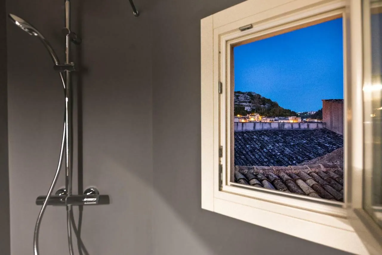 Domus Sbircio Modica Apartment
