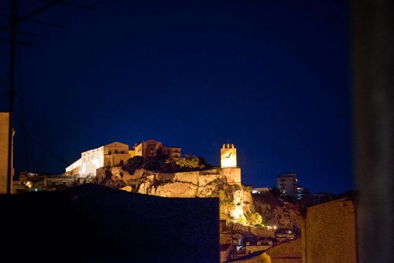 Domus Sbircio Modica Apartman